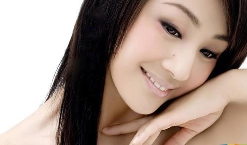 曹穎-2000年、2001年春晚節目主持人