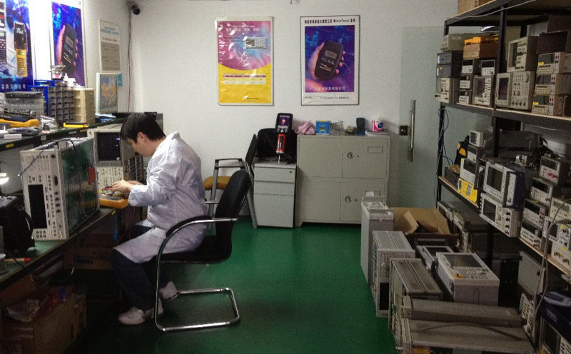 儀表工在修理儀表-http://www.gzmengda.com/tech/1228.html